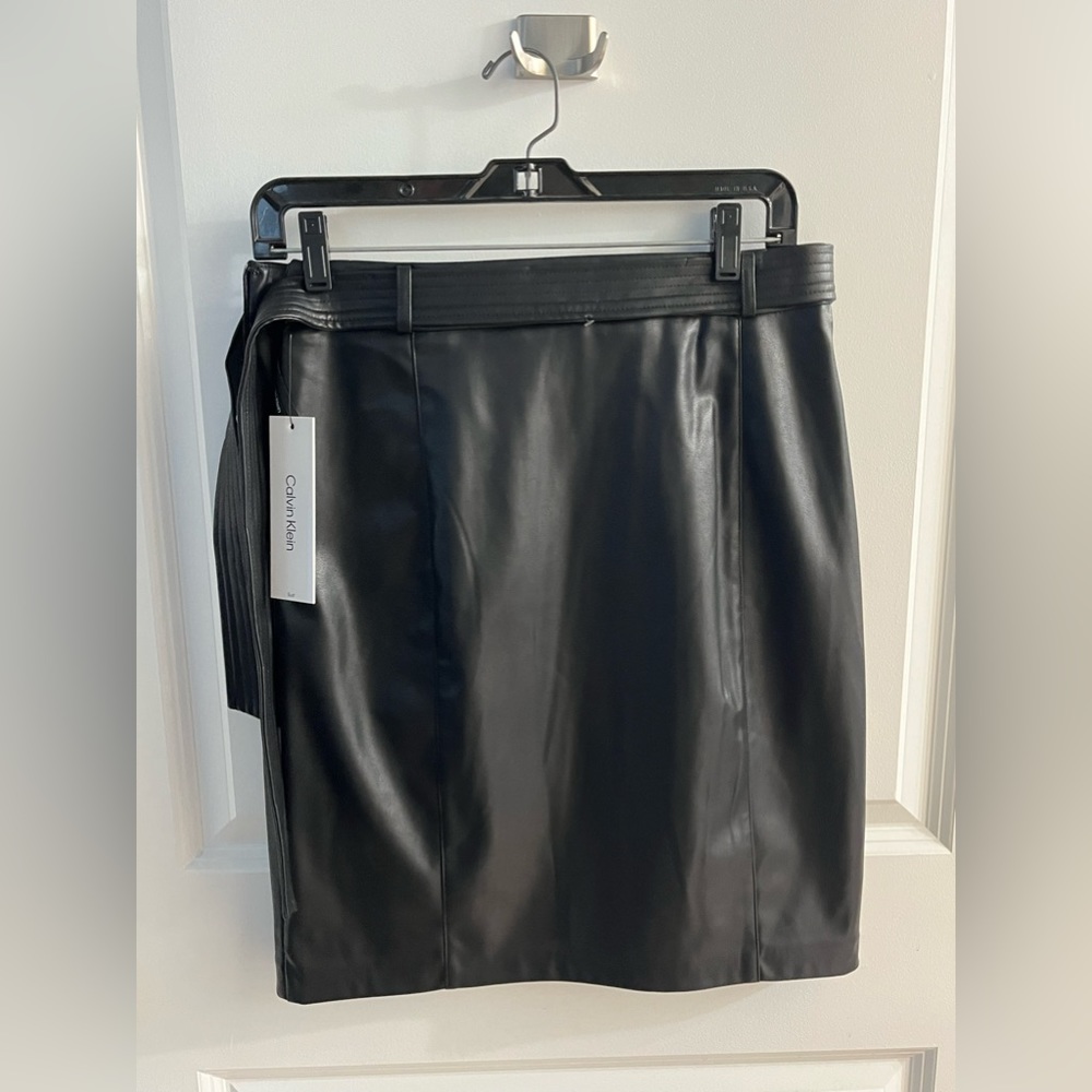 Calvin Klein skirt size 6